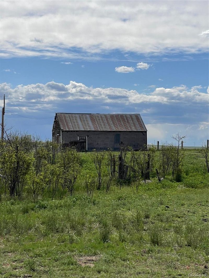 39876 Funk Rd, Ramah, CO 80832