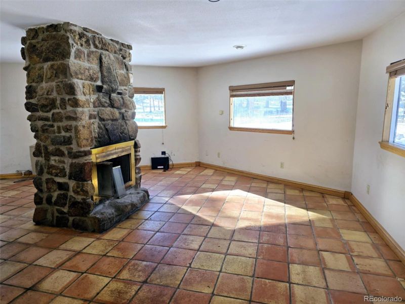 1305 Crystal Peak Dr, Lake George, CO 80827
