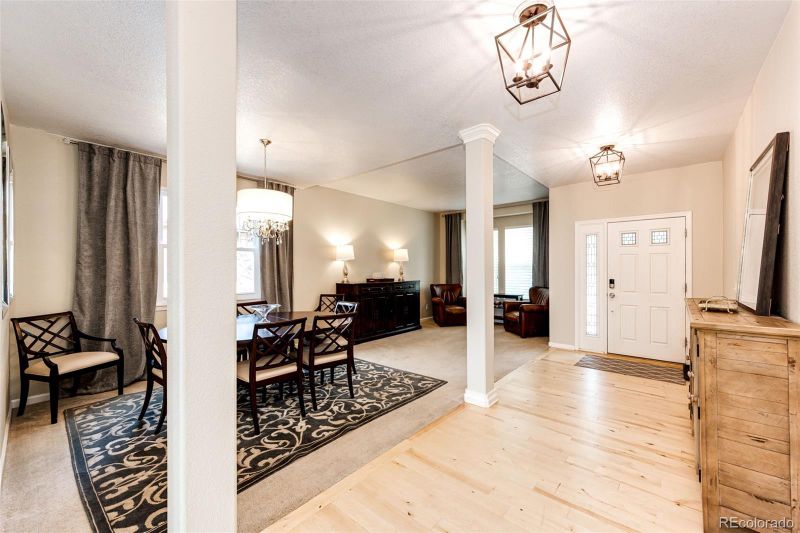 24601 E Ontario Dr, Aurora, CO 80016