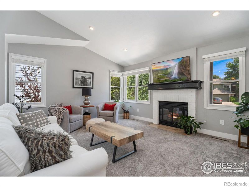 5309 Castle Pines Ct, Fort Collins, CO 80525