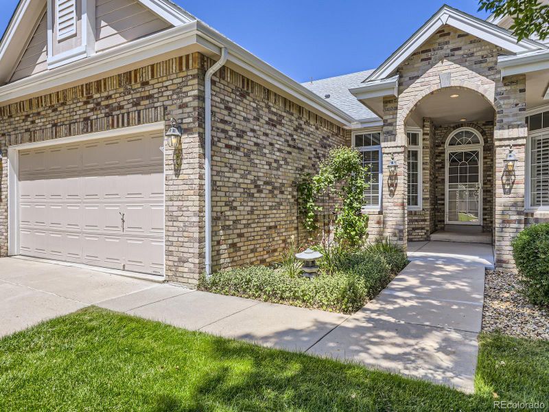 5 Skye Ln, Highlands Ranch, CO 80130