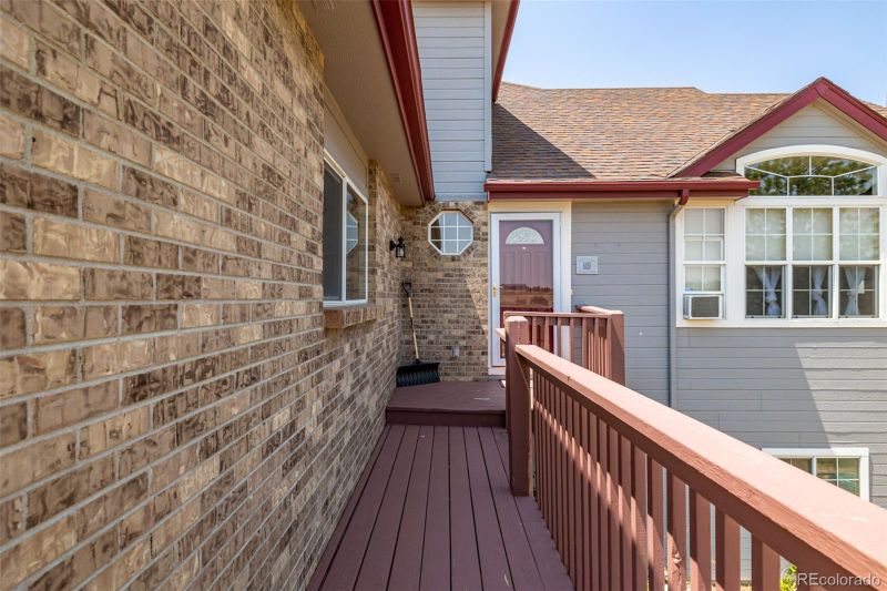 8481 Sun Country Dr, Elizabeth, CO 80107
