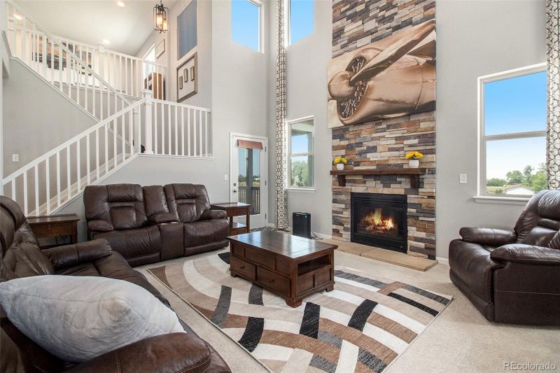 15641 Village Cir, Commerce City, CO 80603