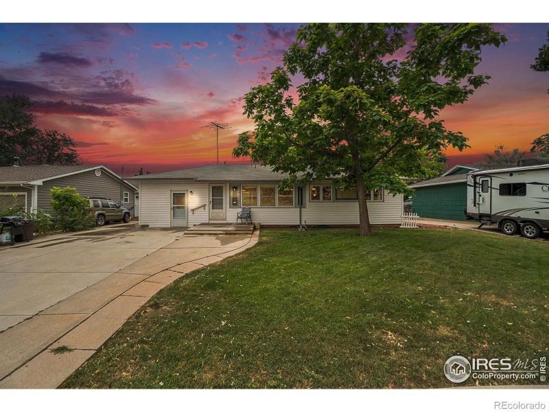 1122 Redwood Dr, Loveland, CO 80538