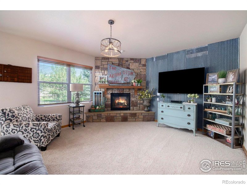 39 Pioneer Pl, Eaton, CO 80615