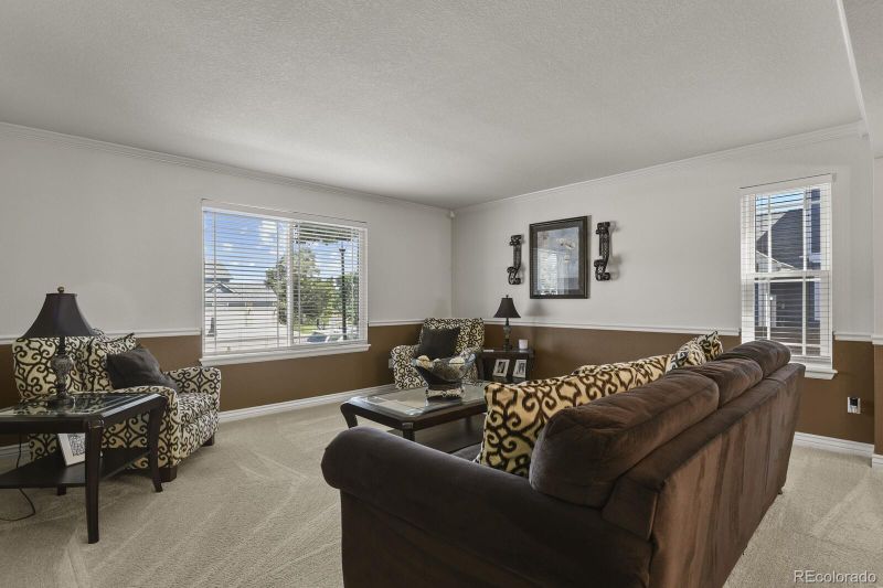 9485 Sand Hill Pl, Highlands Ranch, CO 80126