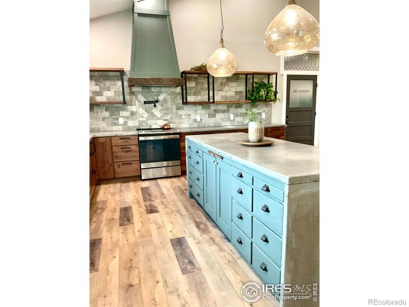 3265 Timber Ln, Merino, CO 80741