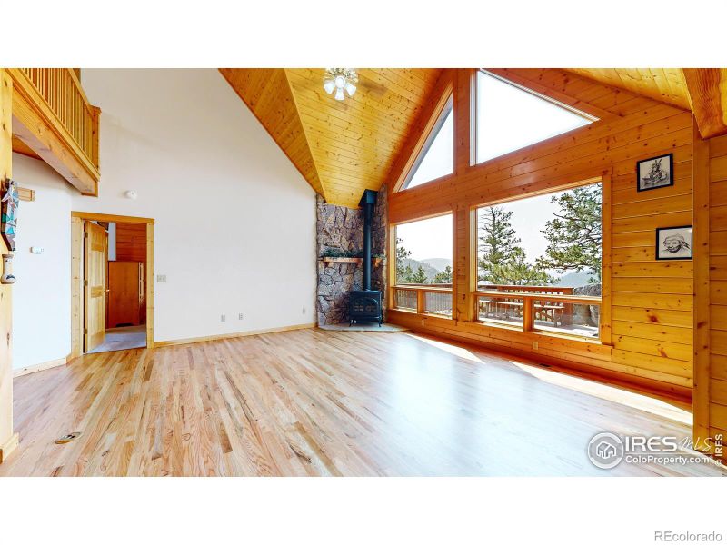 38 Overlook Ln, Estes Park, CO 80517