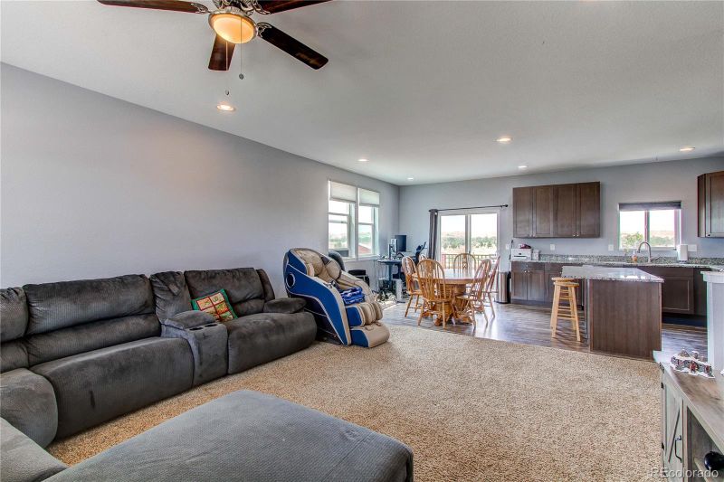 625 S 3rd Ave, Deer Trail, CO 80105