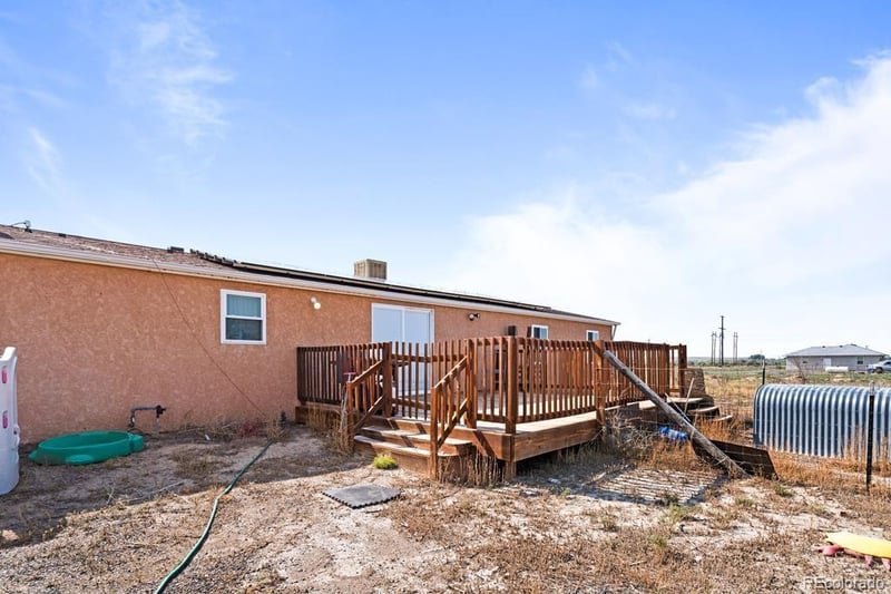 2912 40th Ln, Avondale, CO 81022