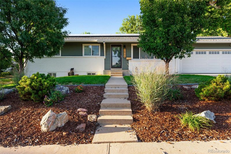 7865 E Jefferson Pl, Denver, CO 80237