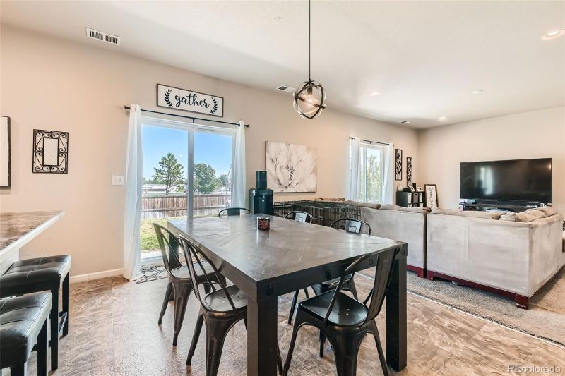 1095 Huntington Ave, Dacono, CO 80514