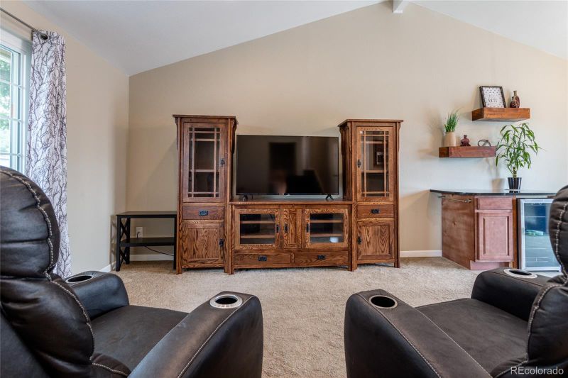 18519 W 60th Ave, Golden, CO 80403