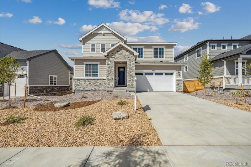 27635 E Byers Pl, Aurora, CO 80018