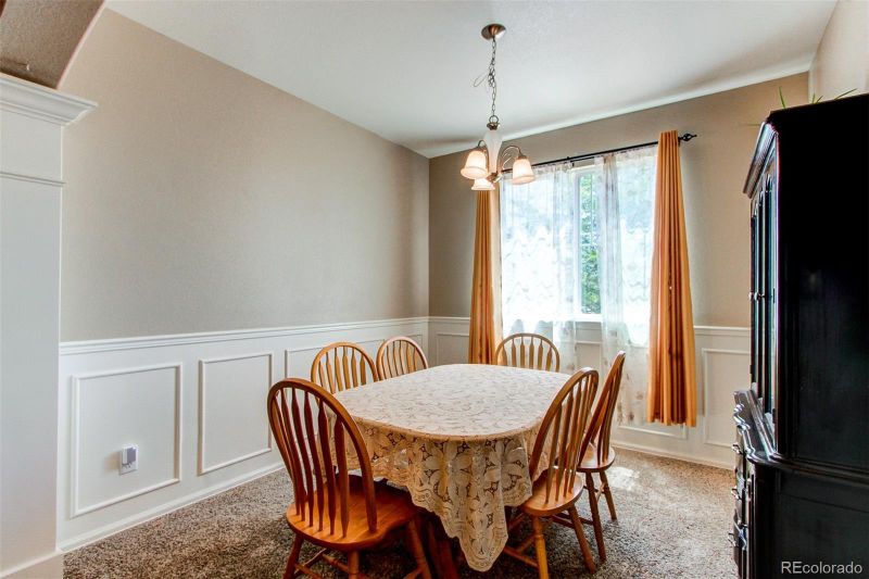 107 N Kellerman St, Aurora, CO 80018