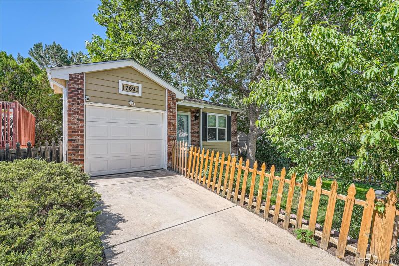 17691 E Bethany Pl, Aurora, CO 80013