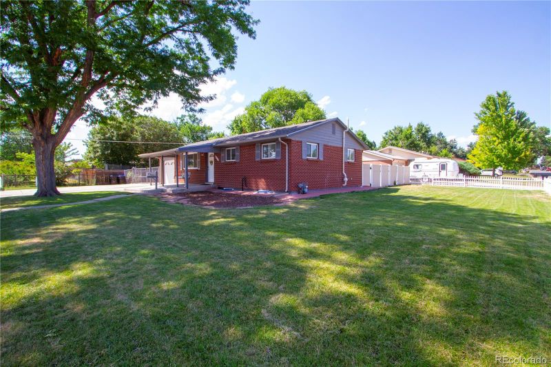 8401 Benton St, Arvada, CO 80003