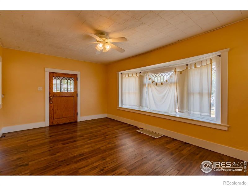 1315 Chester St, Aurora, CO 80010