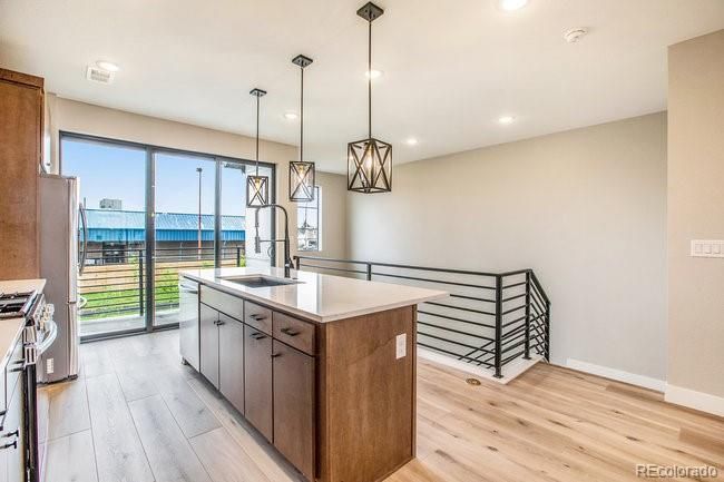 2052 S Holly St #2, Denver, CO 80222