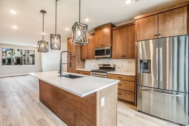 2040 S Holly St #5, Denver, CO 80222