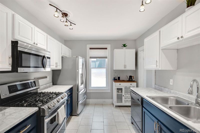 845 E Kiowa St, Colorado Springs, CO 80903