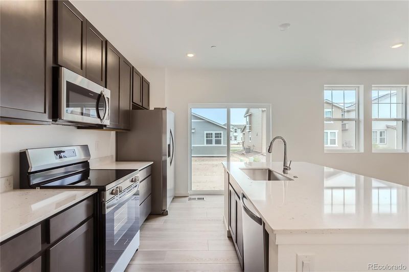 16573 E 109th Ave, Commerce City, CO 80022