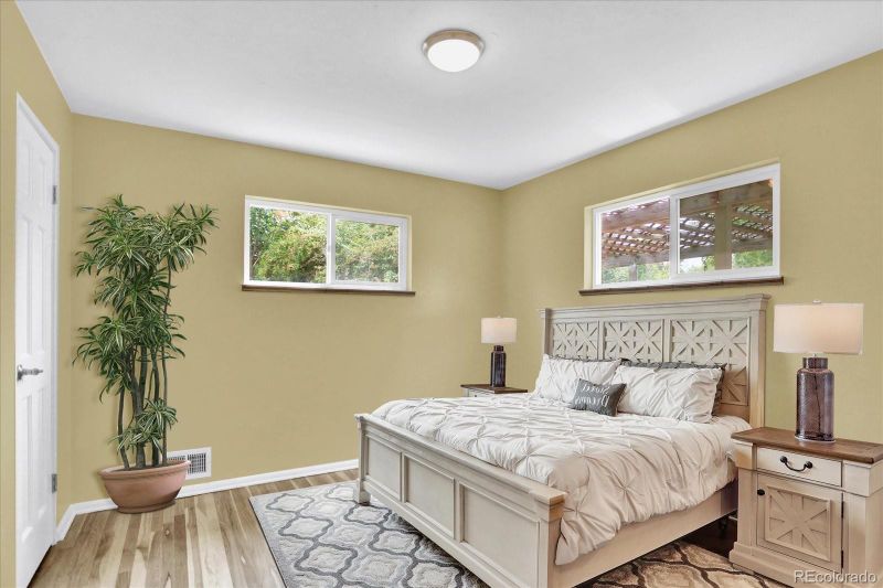 1447 S Wolff St, Denver, CO 80219