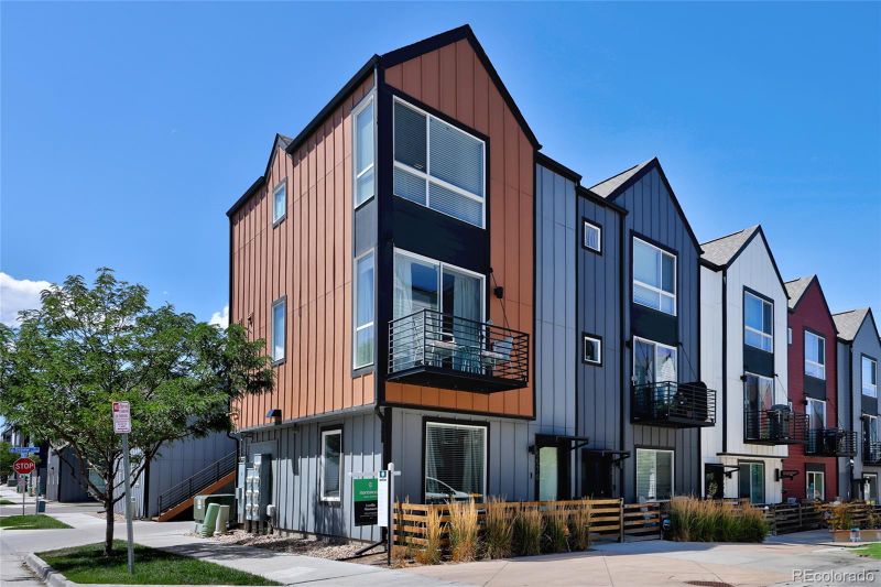 5570 W 11th Pl, Lakewood, CO 80214