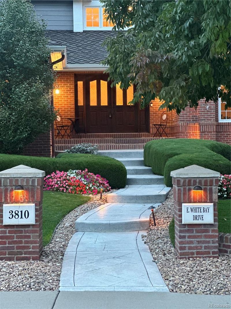 3810 E White Bay Dr, Highlands Ranch, CO 80126