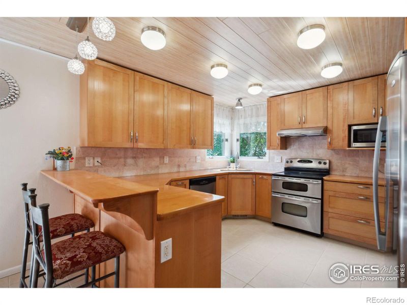 2213 Gemstone Ct, Fort Collins, CO 80525