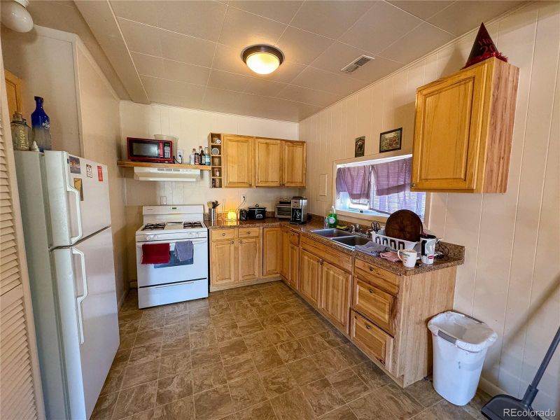 415 E 7th St, Leadville, CO 80461