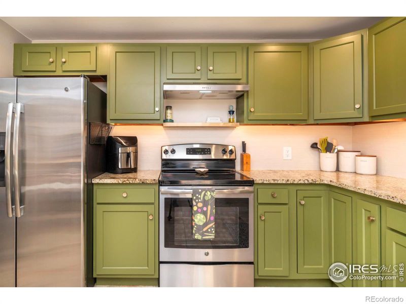 22 Telluride Pl, Longmont, CO 80504