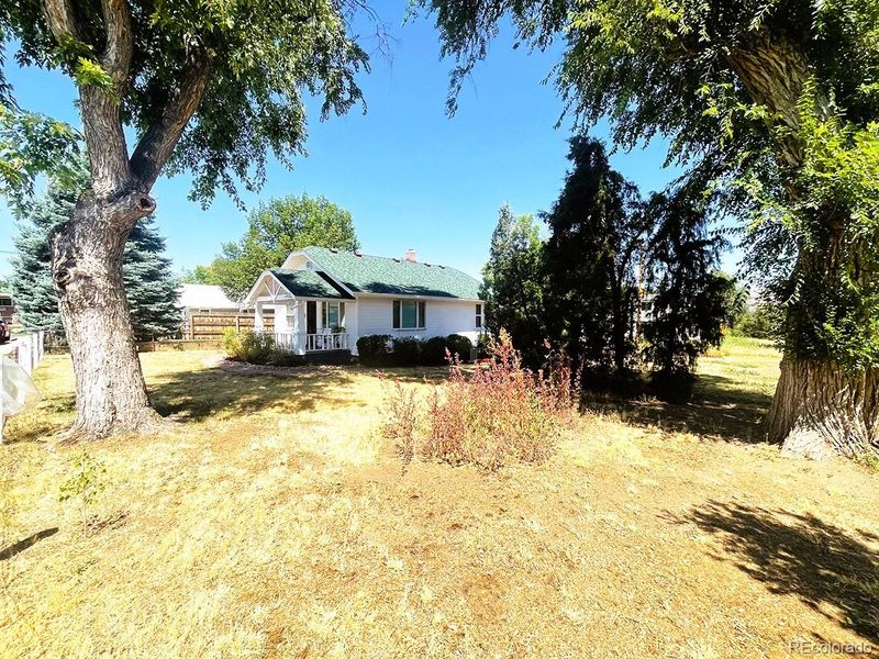 369 W Rafferty Gardens Ave, Littleton, CO 80120