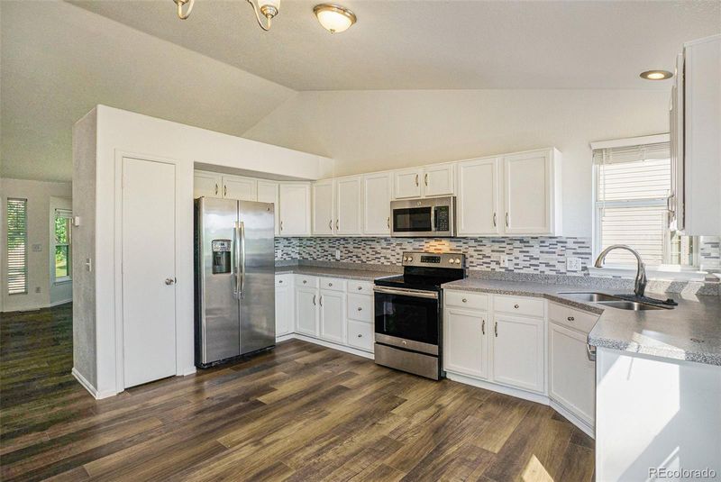 19183 E Hampden Dr, Aurora, CO 80013