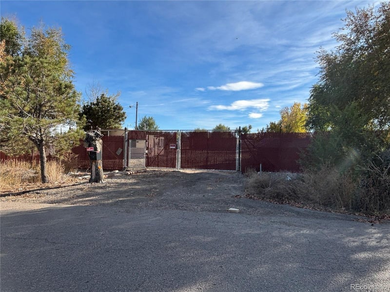 2870 W 67th Pl, Denver, CO 80221