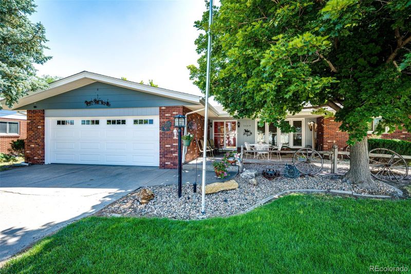1634 Longbranch St, Strasburg, CO 80136