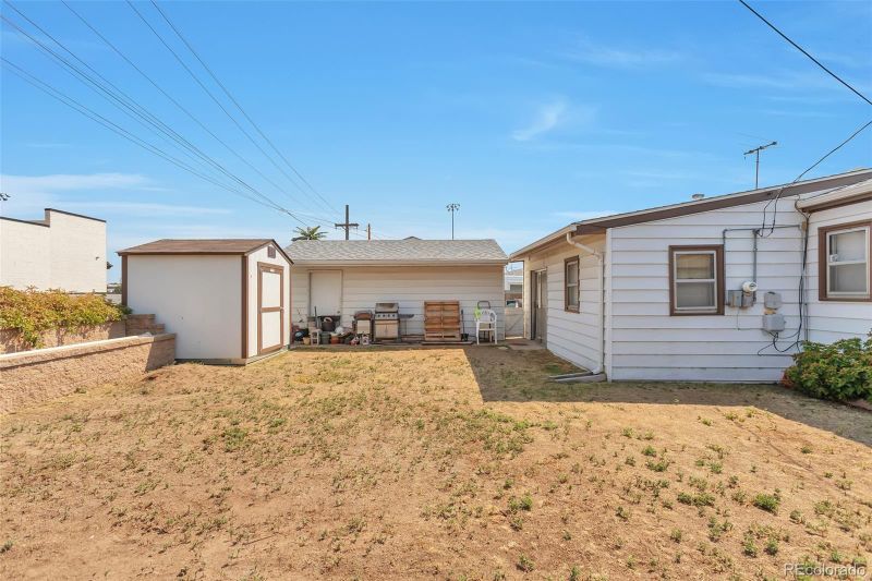 6010 Rose Ln, Commerce City, CO 80022