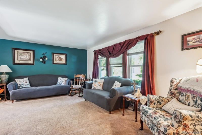 5530 W Hinsdale Ave, Littleton, CO 80128