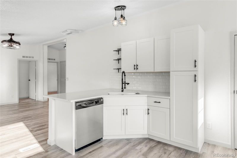 220 Versailles St, Brighton, CO 80603