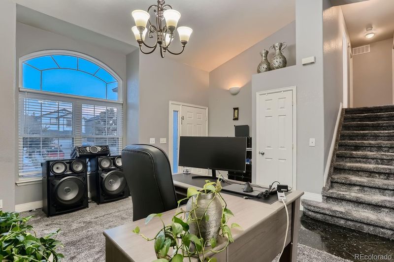 4961 Durham Ct, Denver, CO 80239