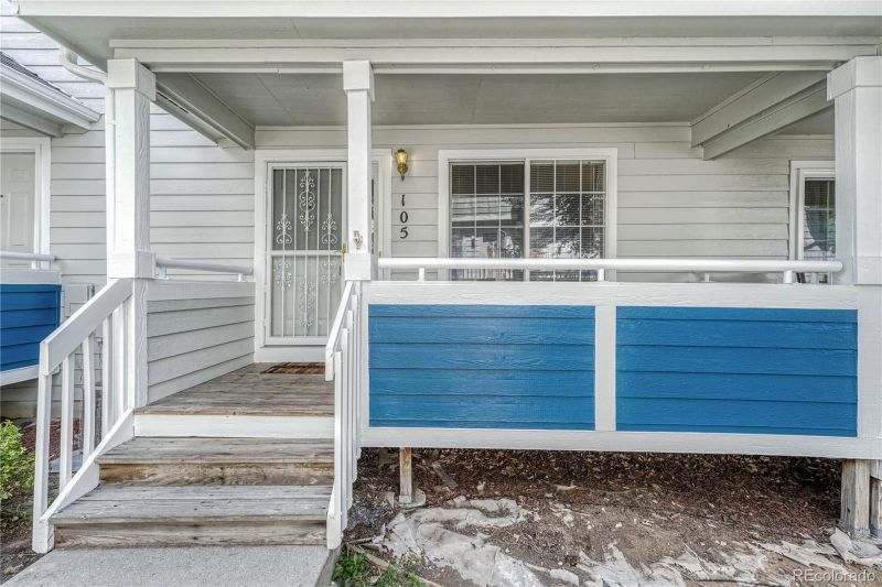 1372 S Cathay Ct #105, Aurora, CO 80017