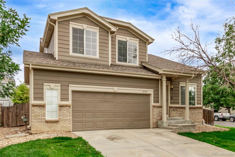 4732 S Himalaya Ct, Aurora, CO 80015