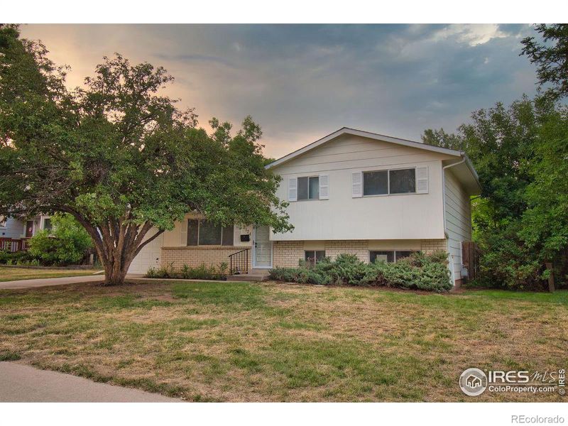 2124 Romney Ave, Fort Collins, CO 80526