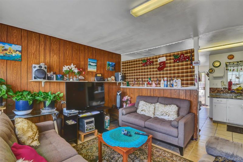 6181 E 60th Ave, Commerce City, CO 80022