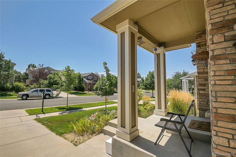 24727 E Saratoga Pl, Aurora, CO 80016