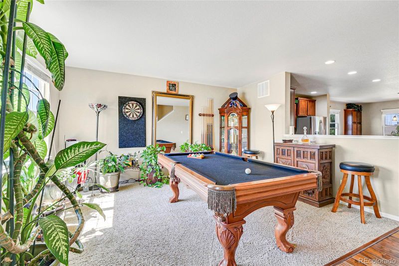 24727 E Saratoga Pl, Aurora, CO 80016