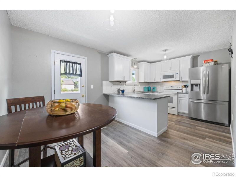 833 Banyan Ct, Loveland, CO 80538