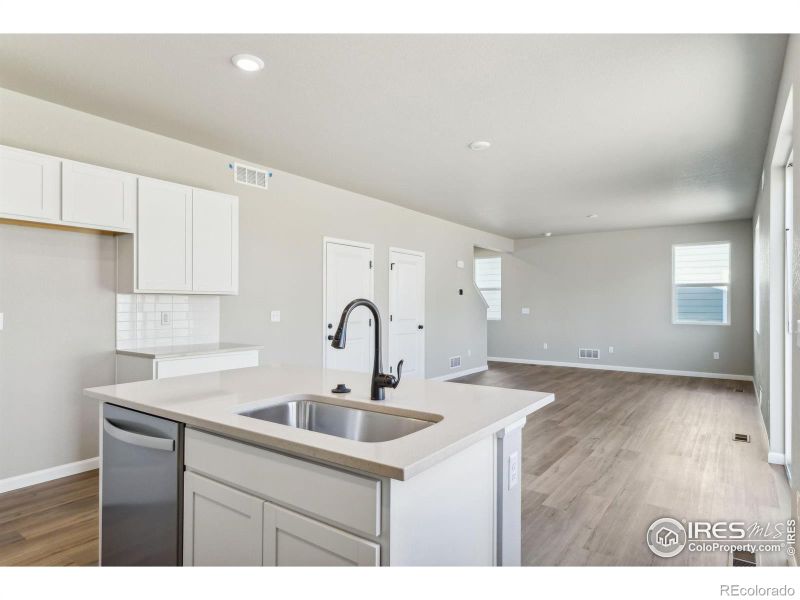 919 Columbia St, Johnstown, CO 80534