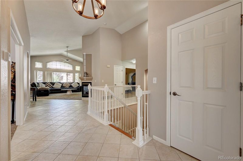 9005 Meadow Hill Cir, Lone Tree, CO 80124
