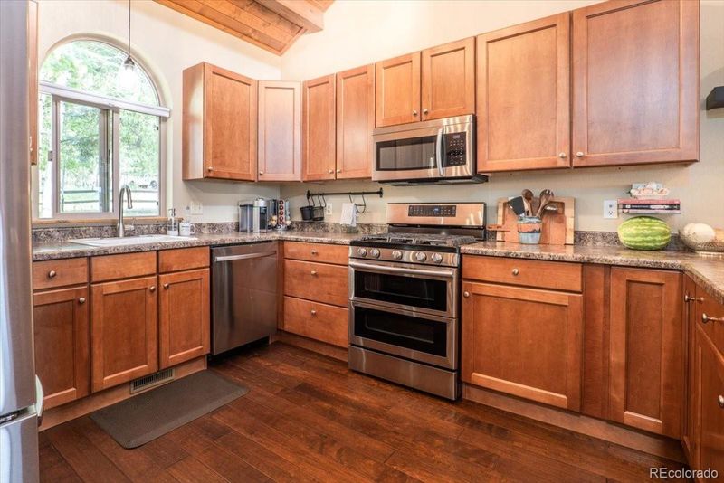 1131 Parkview Rd, Woodland Park, CO 80863
